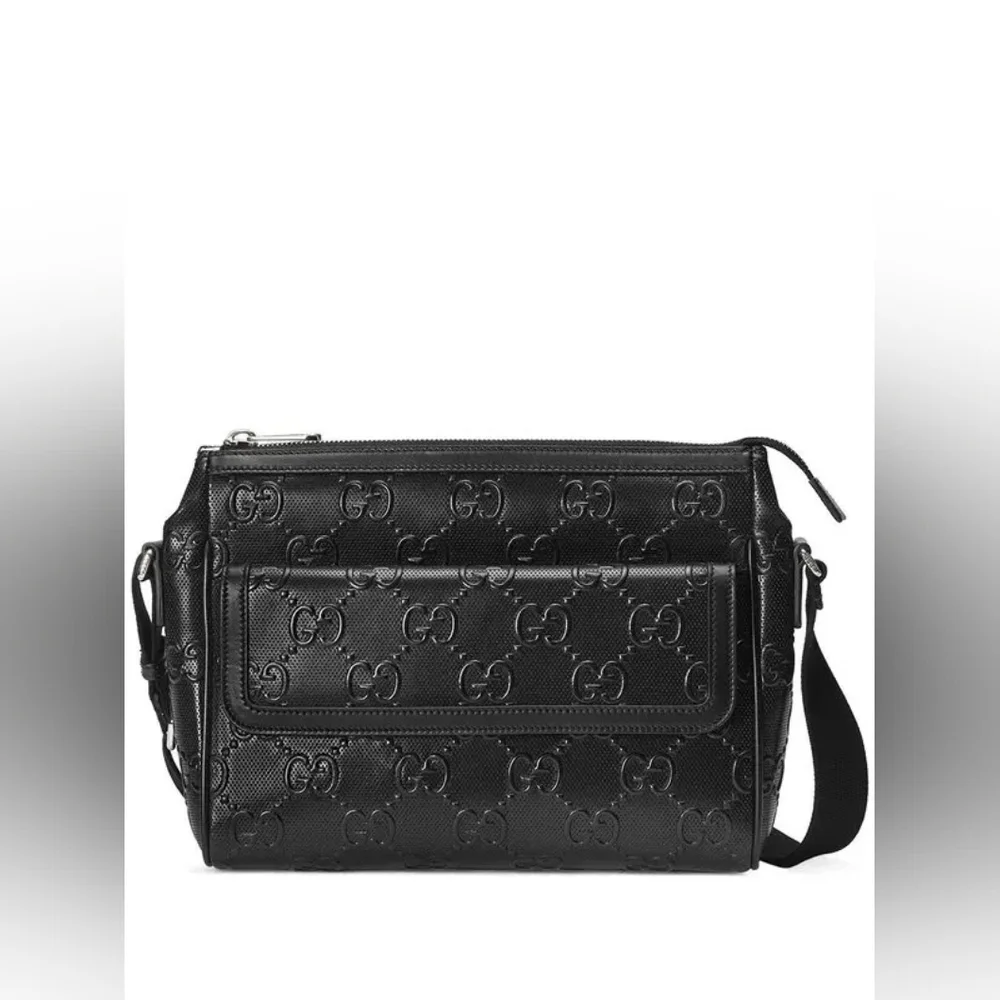 Gucci Black GG Pattern Messenger Bag - Picture 2 of 11